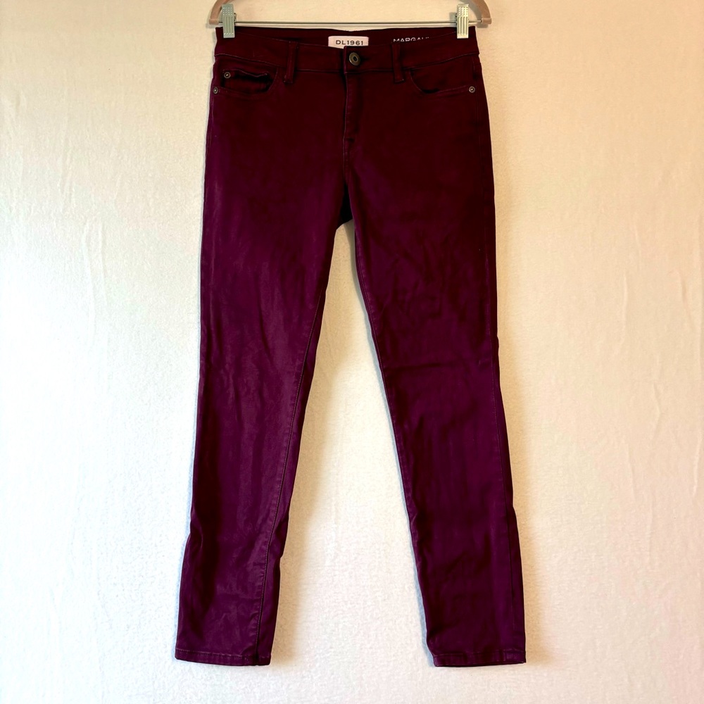 DL1961 Margaux Instascuplt ankle skinny jeans size 28. Burgundy/purple
